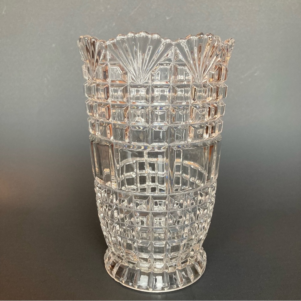 Antique Vintage Richards and Hartley Block Fan Pressed Glass Vase
